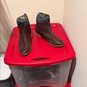 Brown wine colored hinge boots